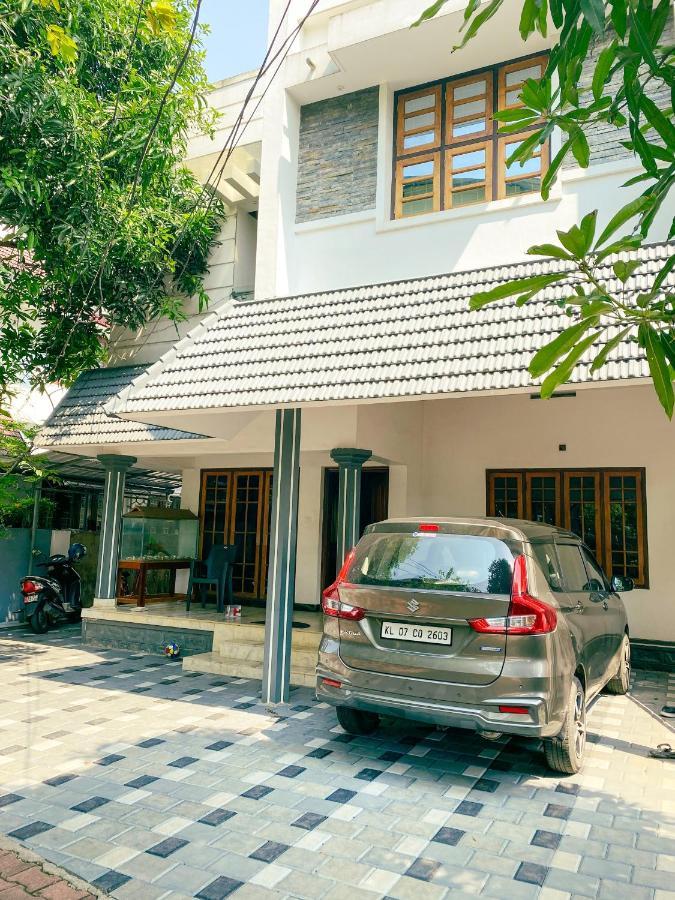 Budget Home Kochi Exterior foto