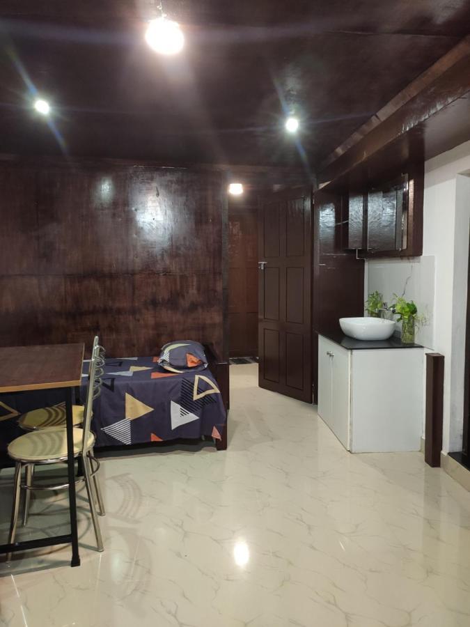 Budget Home Kochi Exterior foto