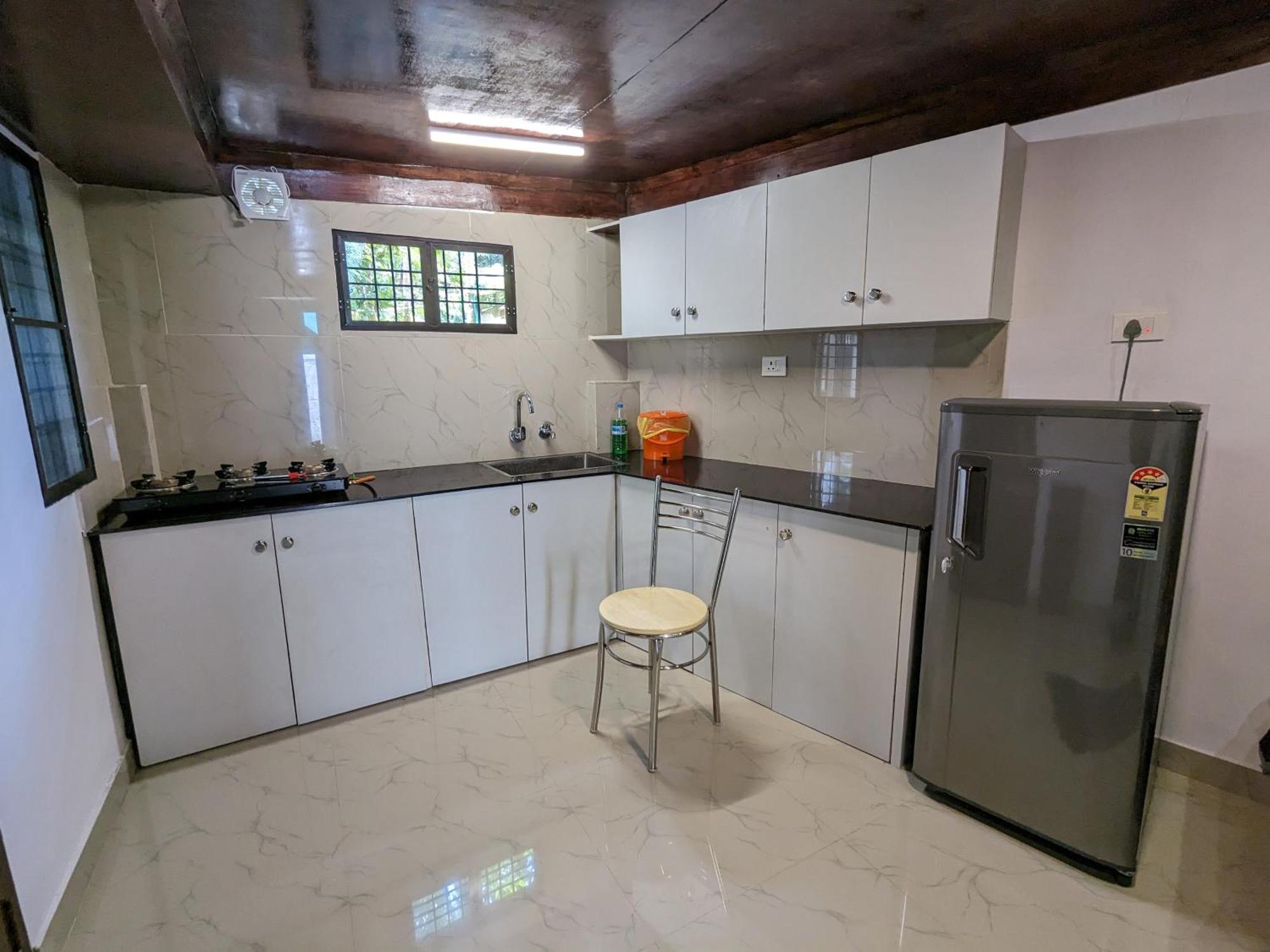 Budget Home Kochi Exterior foto